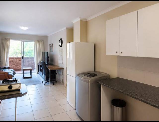 3 BEDROOM APARTMENT FOR SALE IN ZWARTKOP